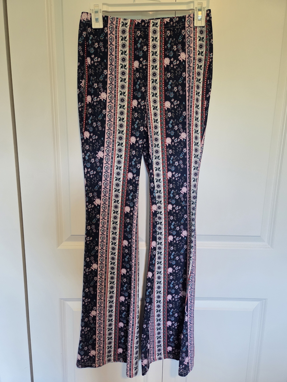 Floral Striped Wide-Leg Pants - Navy & Pink